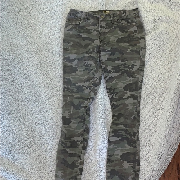 Camo jeans - Picture 1 of 3